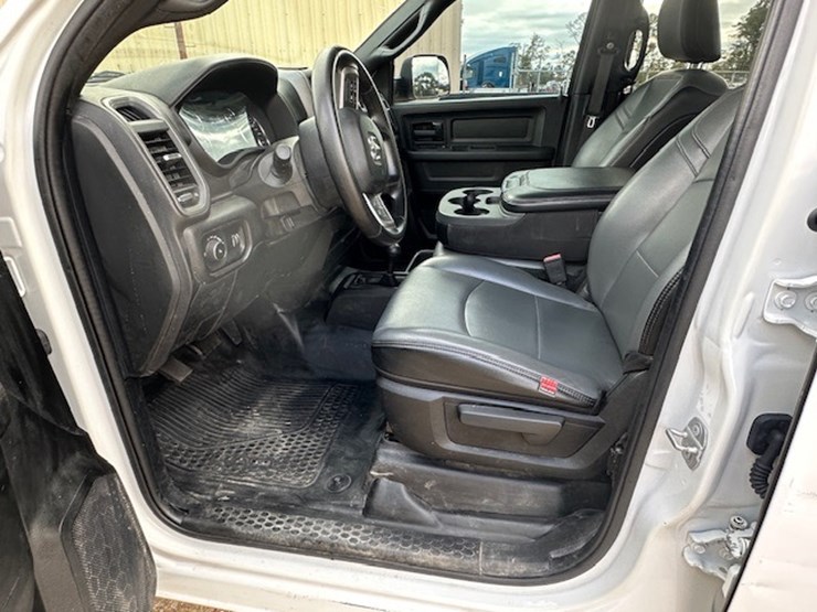 2022-dodge-ram-2500-image-34