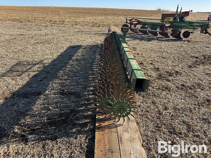 john-deere-400-image-4