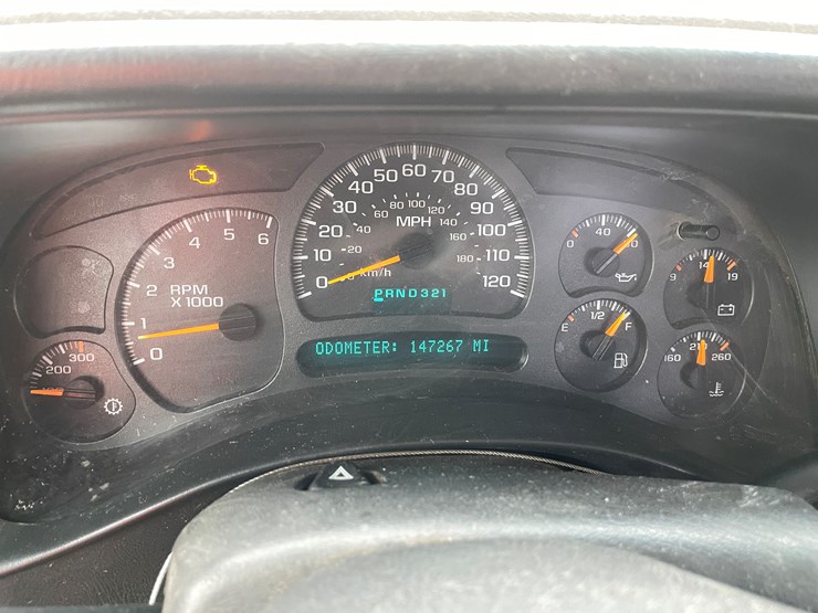 #1163-•-2003-chevrolet-service-truck-(has-mn-title)-image-26