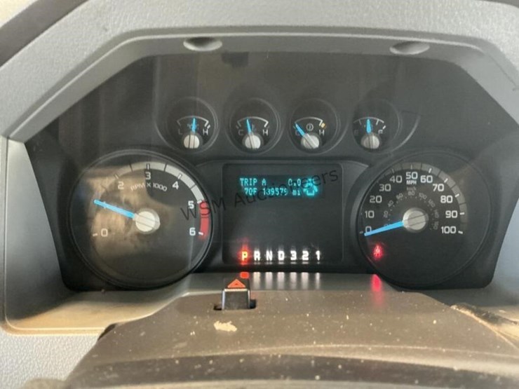 2012-ford-f550-image-15