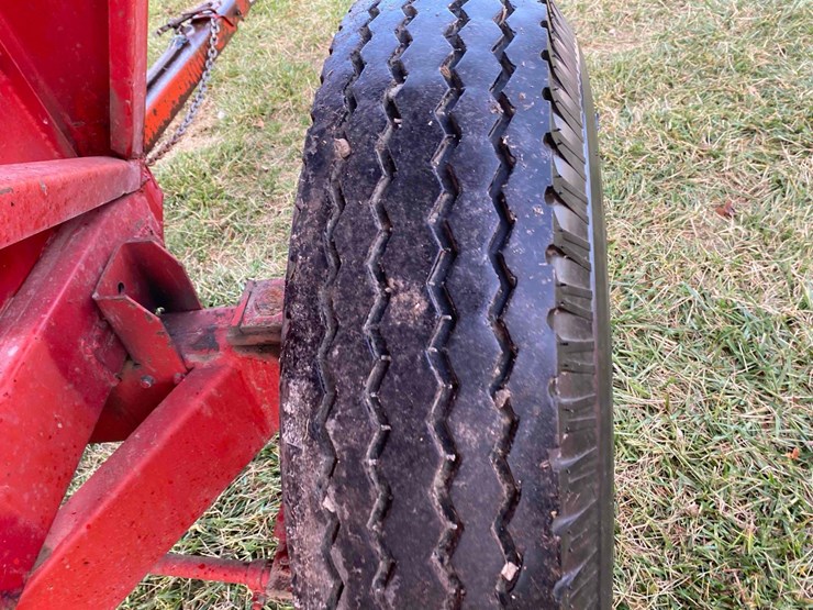 unverferth-mccurdy-325-image-38