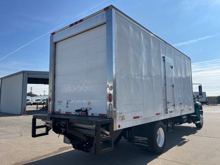 2019-international-durastar-4300-image-5