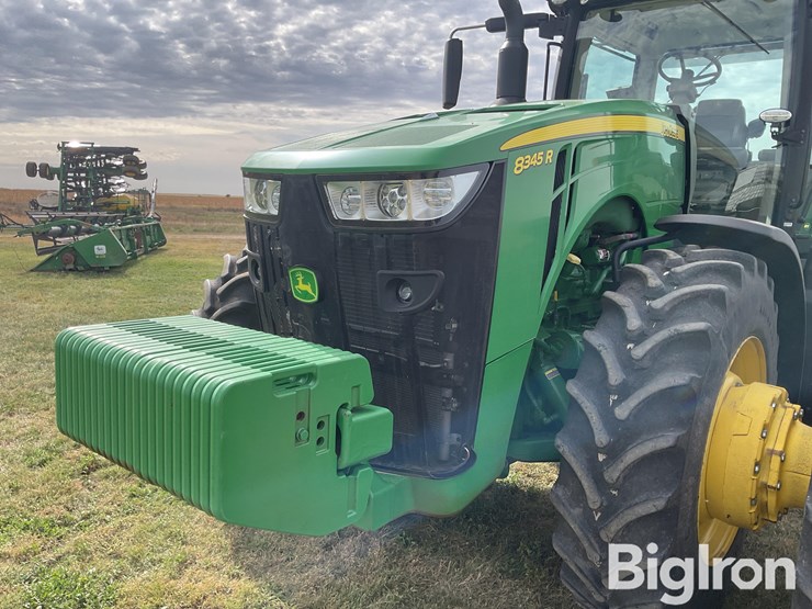 john-deere-8345r-image-9