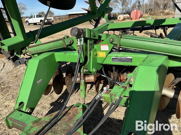 john-deere-630-image-12