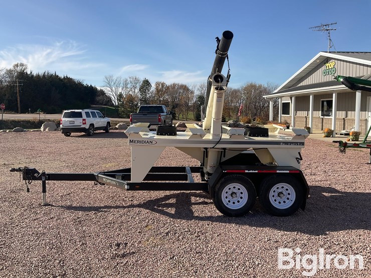 2011-meridian-titan-2-image-8