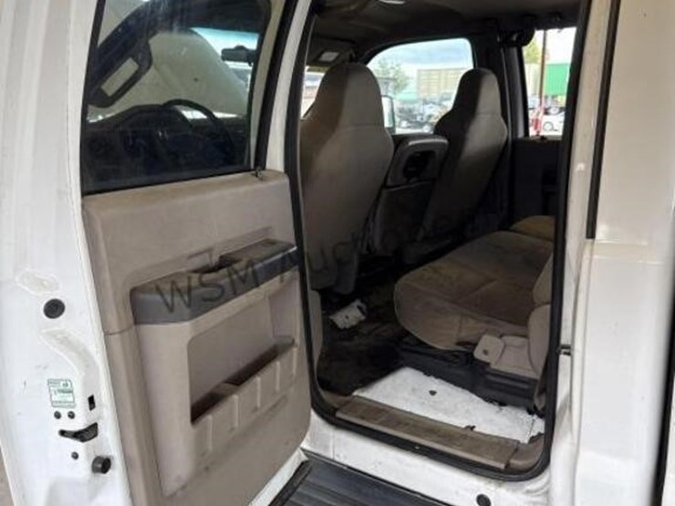 2008-ford-f250-image-28