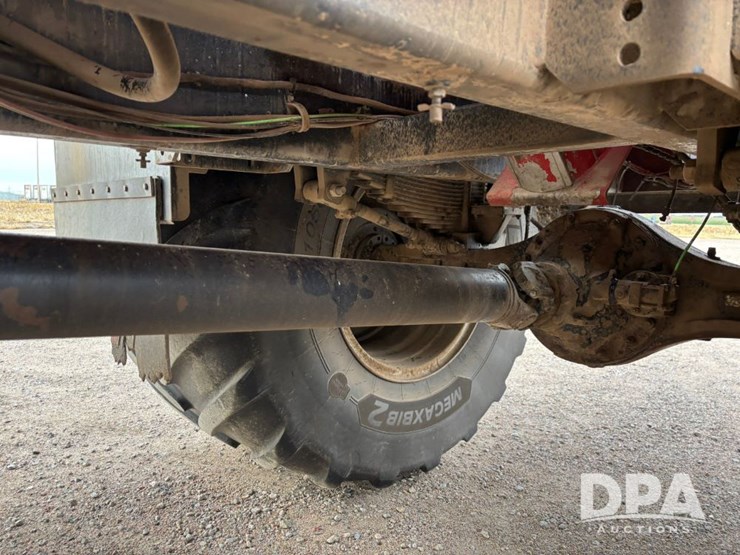 case-ih-titan-4530-image-40