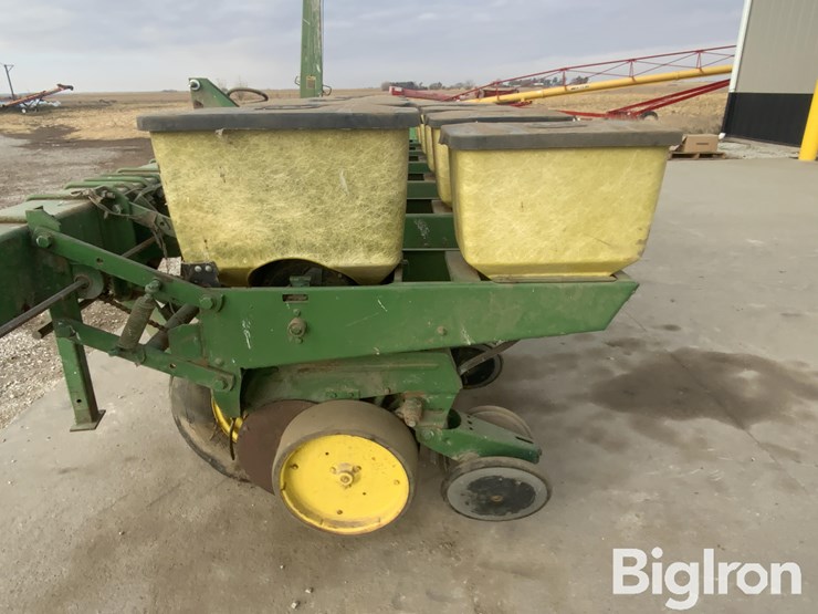 john-deere-7100-image-9