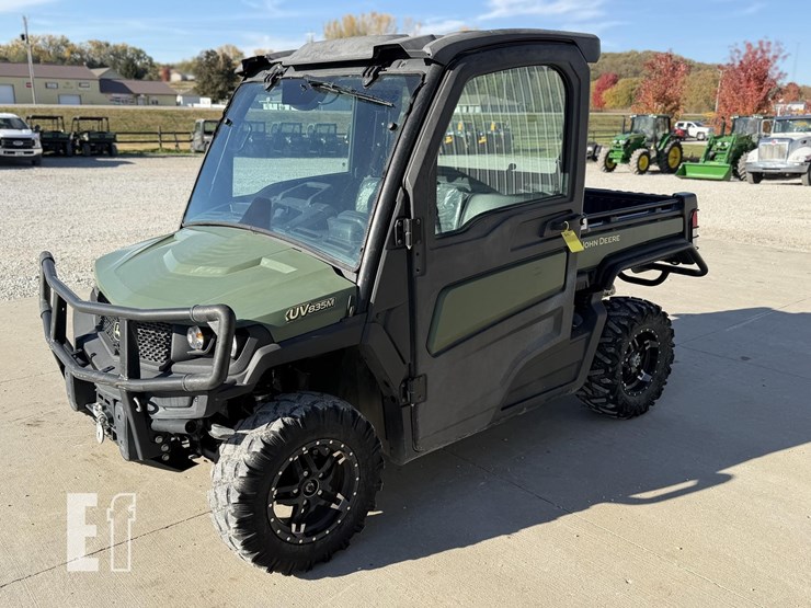 john-deere-gator-xuv-835m-image-1