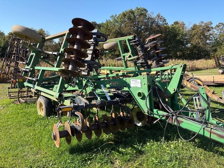 john-deere-726-image-5