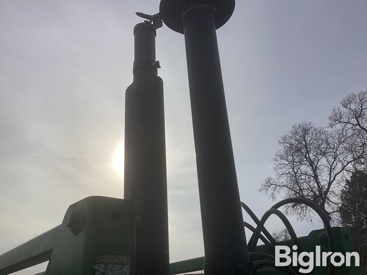 john-deere-4055-image-11