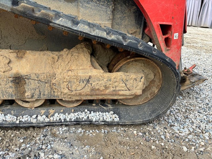 2021-kubota-svl97-2-image-11