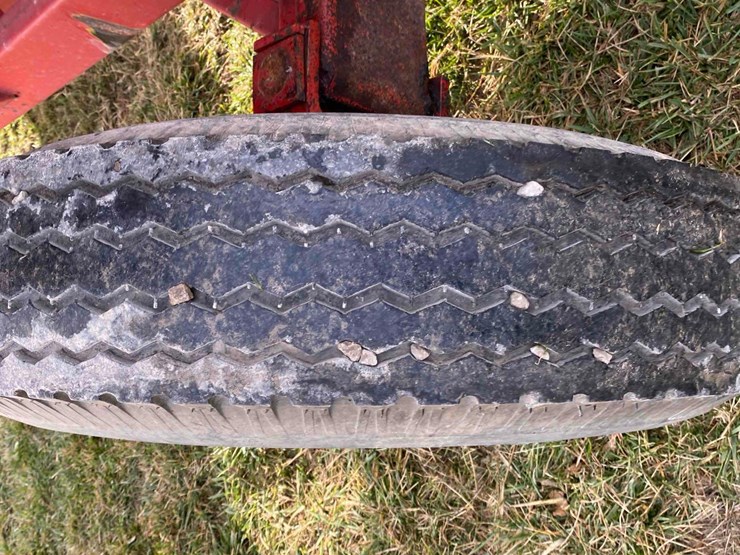 unverferth-mccurdy-325-image-34