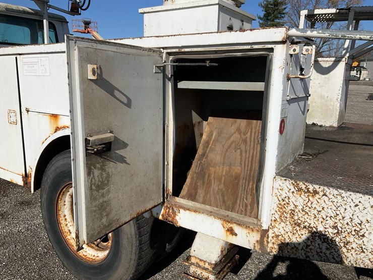 2001-international-4900-image-34