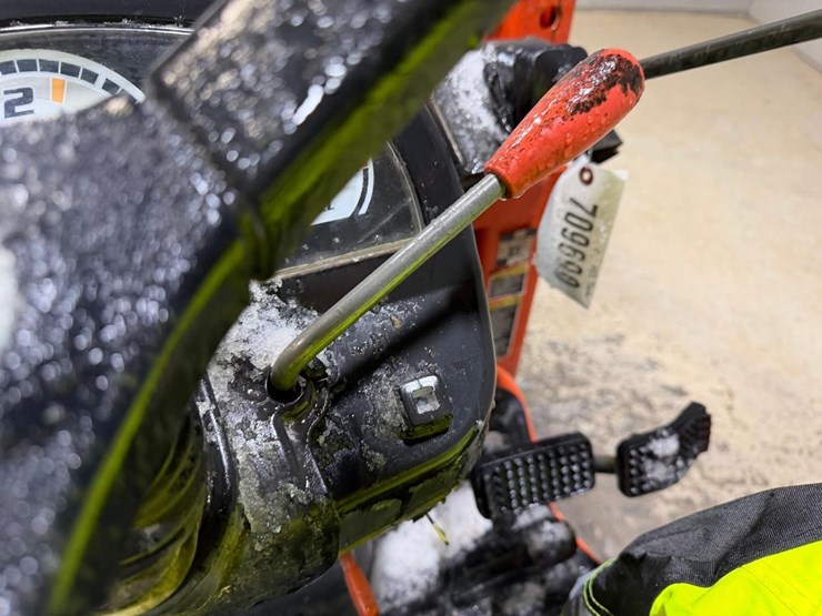 kubota-b3030hsd-image-25