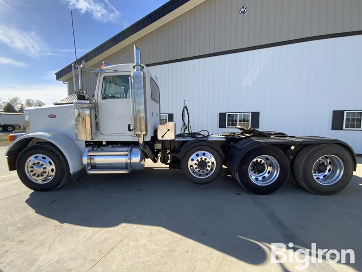 2006-peterbilt-379-image-8