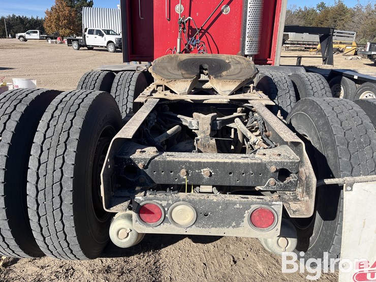 kenworth-t800-image-10