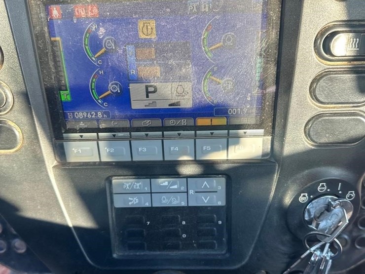 2019-komatsu-d51pxi-24-image-35