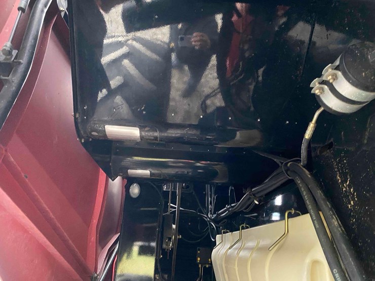 case-ih-8010-image-25