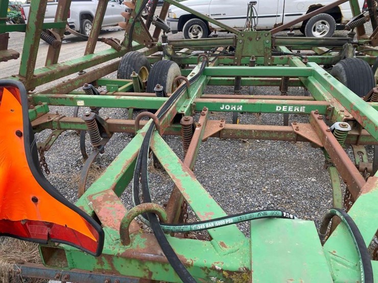 john-deere-724-image-9