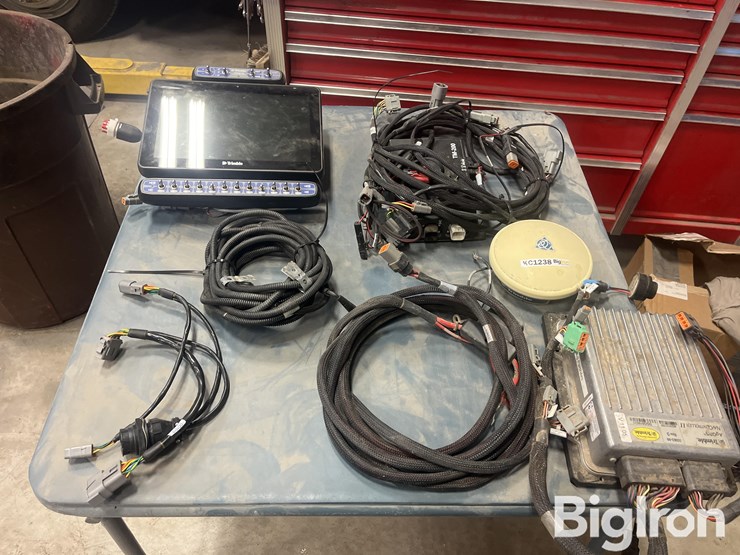 trimble-tmx2050-image-2