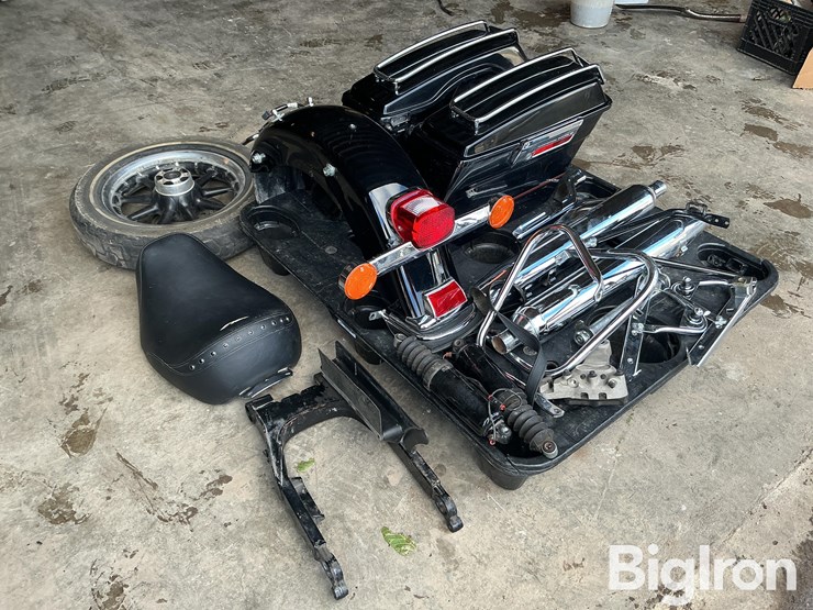 2002-harley-davidson-road-king-classic-parts-image-6