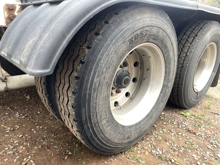 heil-trailer-image-5