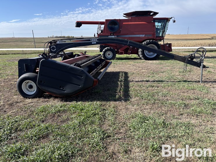 hesston-1265-image-4