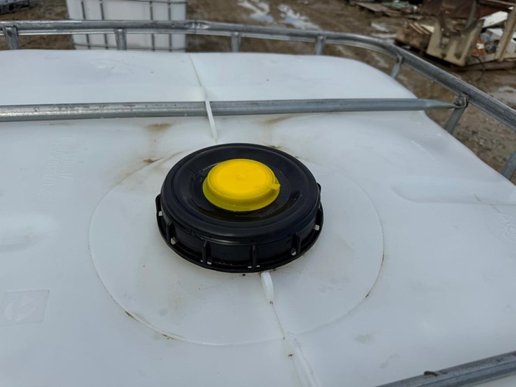 water-tank-tote-image-6