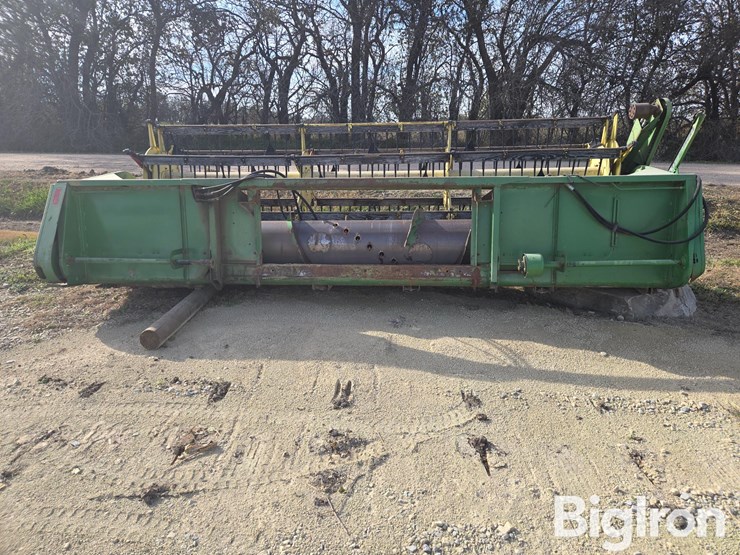 john-deere-216-image-6