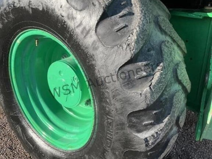 2018-deere-310l-ep-image-8