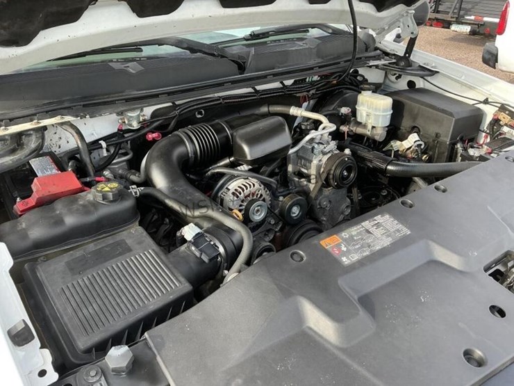 2012-chevrolet-silverado-1500-image-9