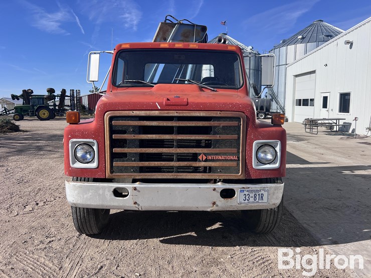 international-s1900-image-2