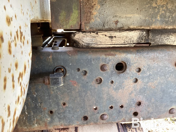 1977-gmc-sierra-6000-image-17