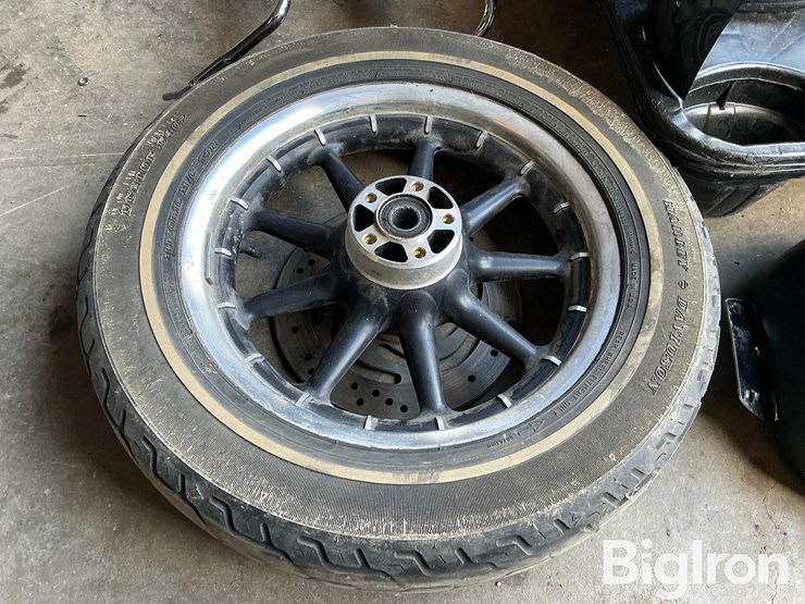 2002-harley-davidson-road-king-classic-parts-image-13