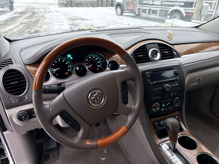 buick-enclave-image-15