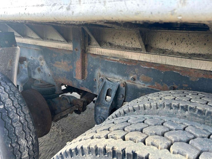 western-star-4964f-image-52