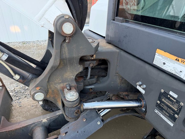 bobcat-e50-image-12
