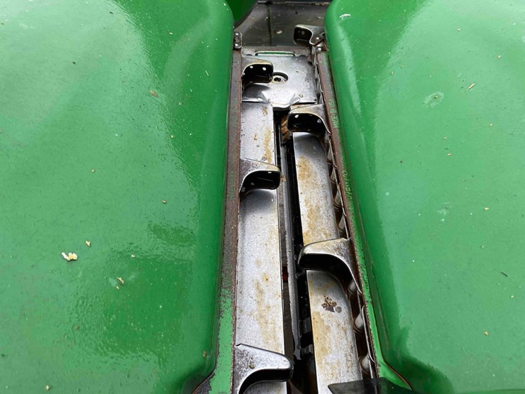 john-deere-608c-image-56