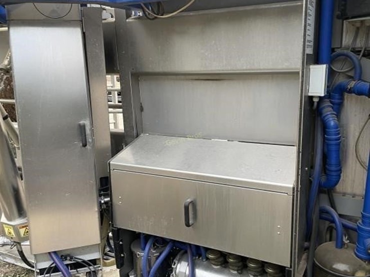 delavel-classic-vms-milking-robot-image-6