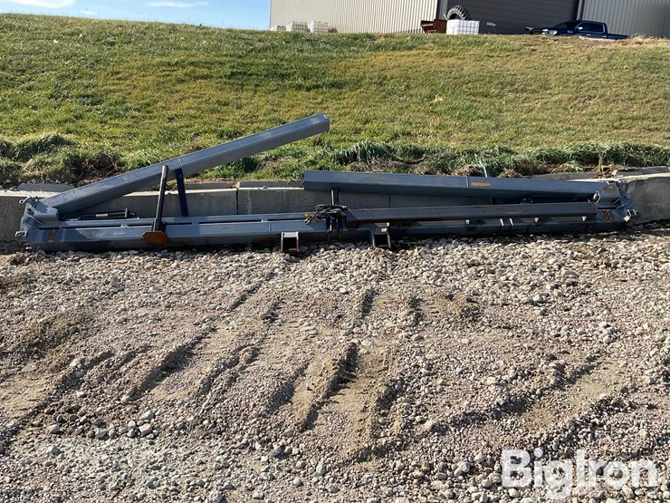 international-18-image-2