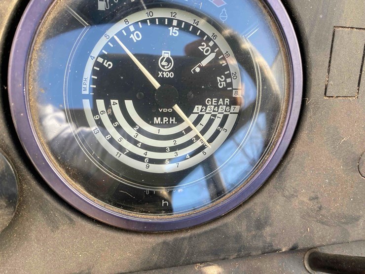 john-deere-2555-image-51