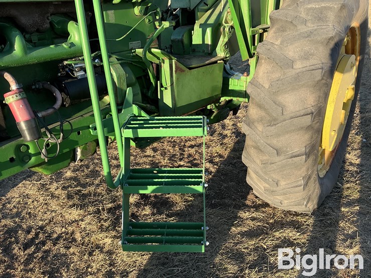 john-deere-3010-image-14