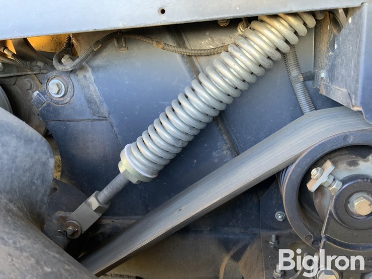 new-holland-fr850-image-15