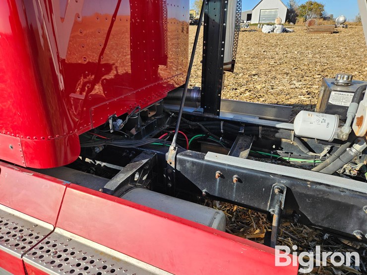 freightliner-fld120-image-17