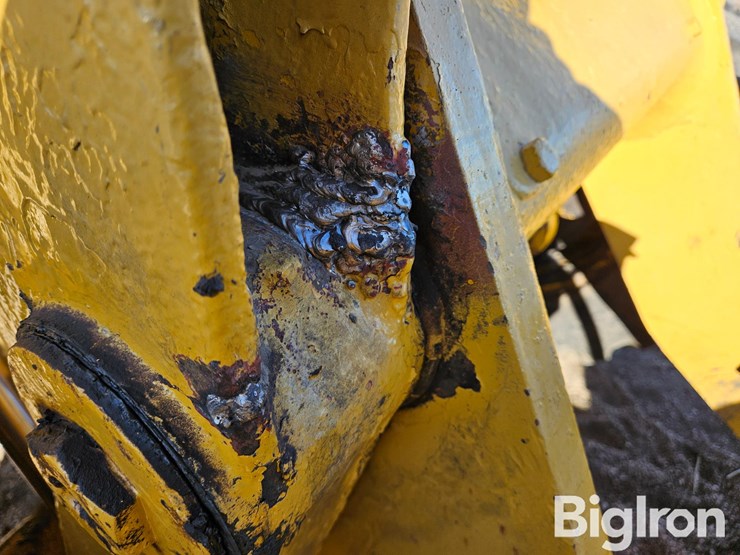 caterpillar-920-image-12