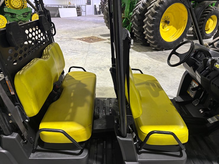 #1556-•-2012-john-deere-gator-550-image-6
