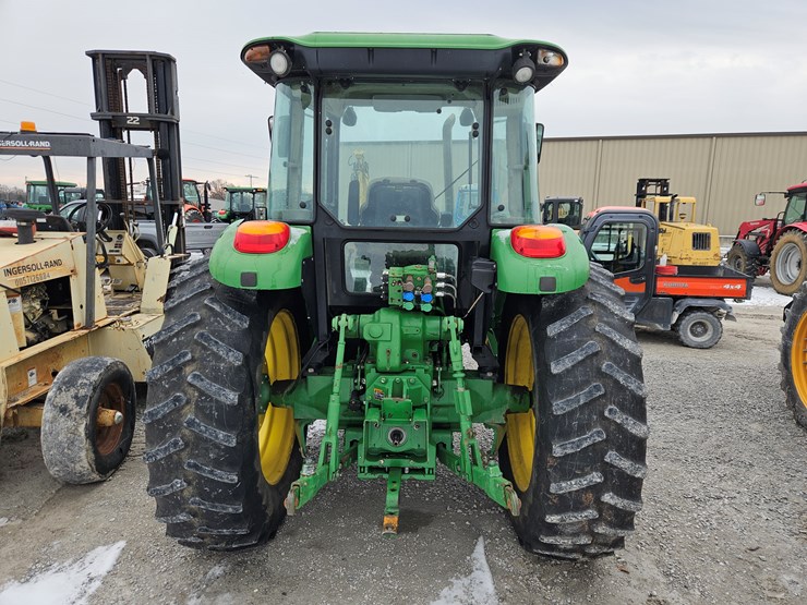 john-deere-6115d-image-6