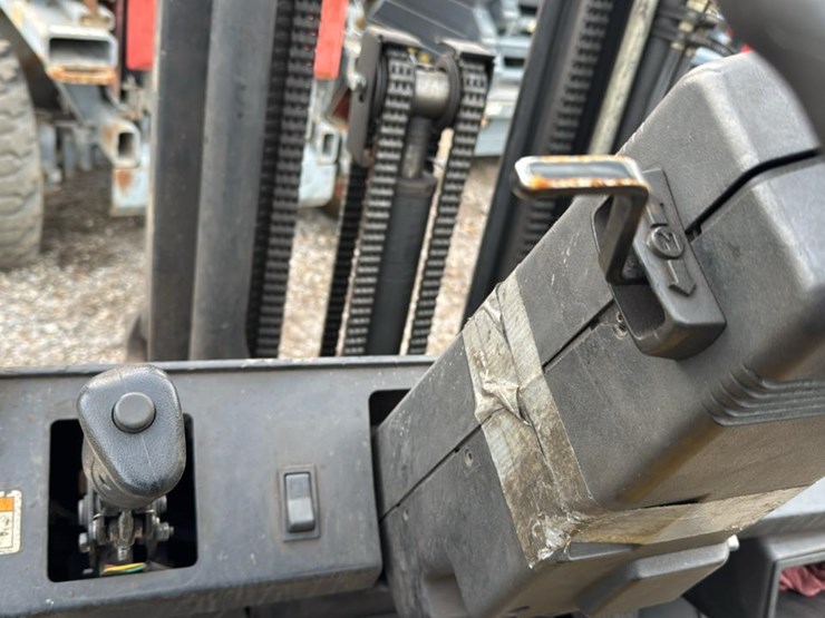 #1358-•-yale-forklift*-image-28