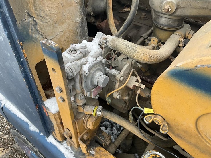 #1354-•-caterpillar-t80b-forklift-image-58